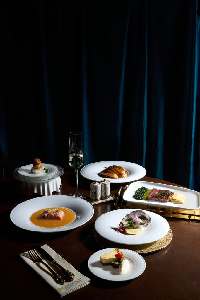 CUT BANKKOK ambiance